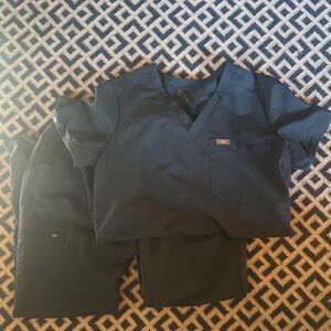 Figs Zamora jogger and Catalina top